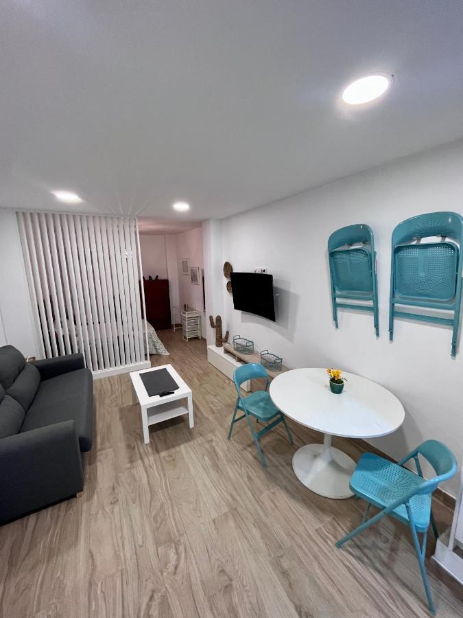 Gatu Villa Paraguay , Preferente Mayores 25 Anos Y Familias Cádiz Kültér fotó