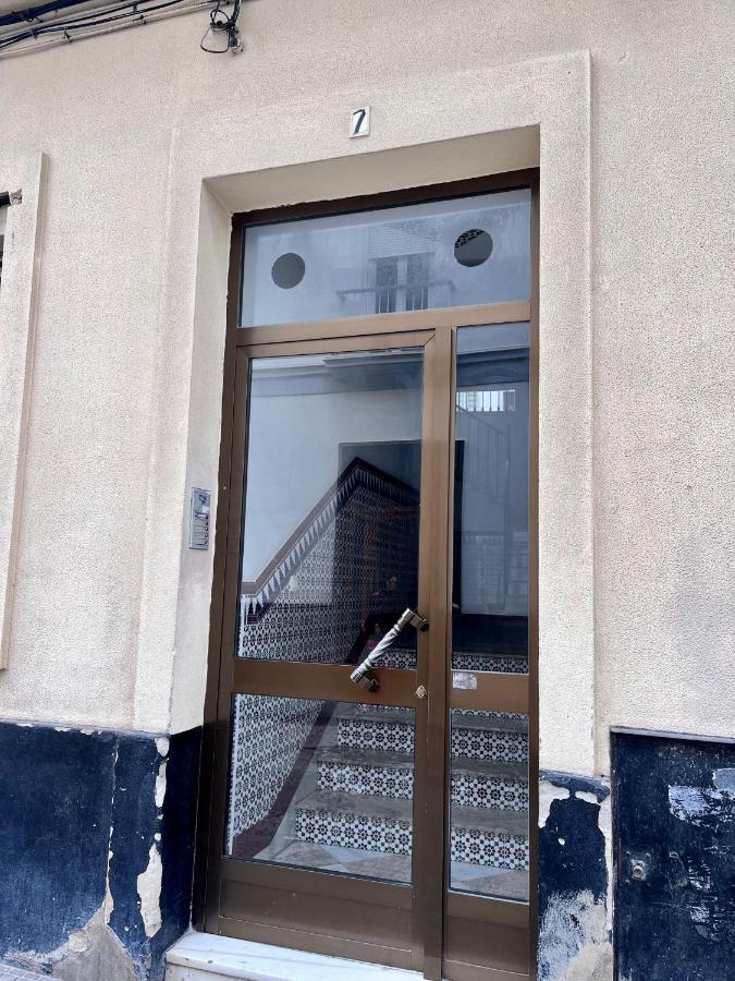 Gatu Villa Paraguay , Preferente Mayores 25 Anos Y Familias Cádiz Kültér fotó
